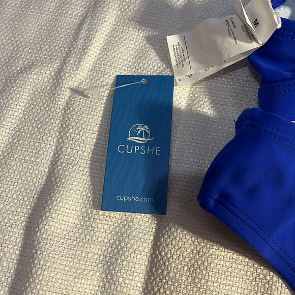 CUPSHE Bikini Bundle V Neck Crisscross Back Self Tie Straw Hat Bundle Size M - Picture 3 of 8